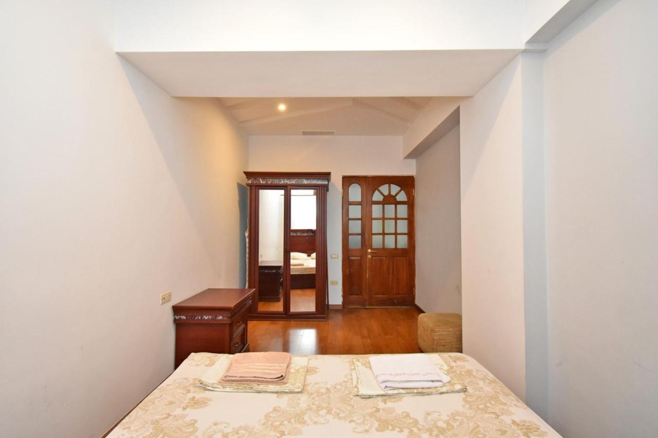 יירבאן Armenak Apartments N20 מראה חיצוני תמונה