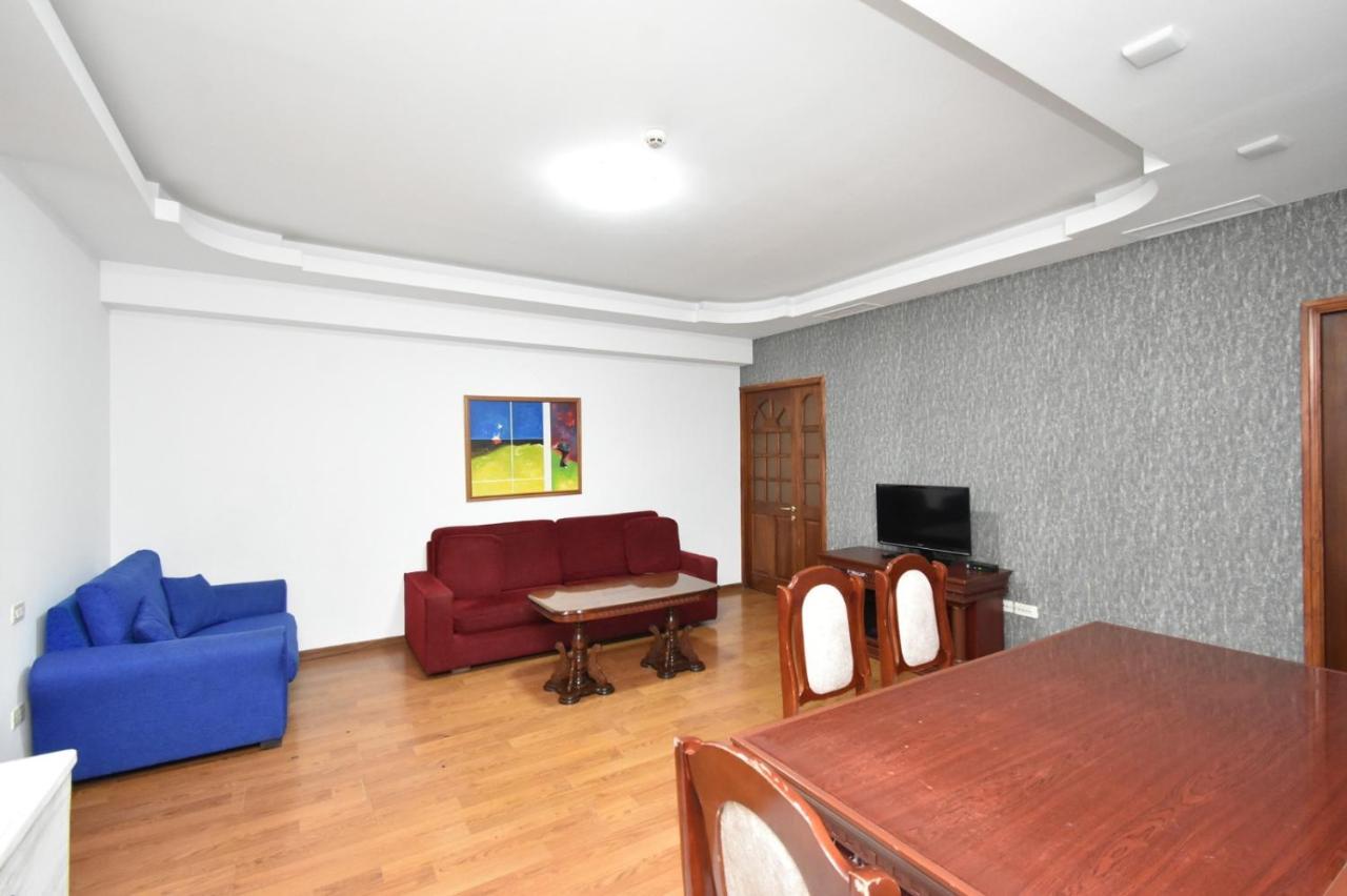 יירבאן Armenak Apartments N20 מראה חיצוני תמונה